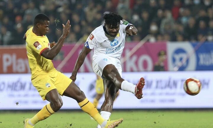 Nam Định 2-2 HAGL: Rượt đuổi hấp dẫn