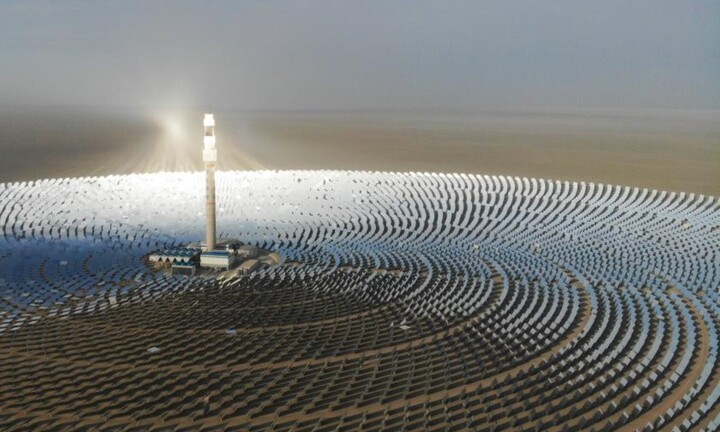 Cận cảnh 'siêu nhà máy điện gương' Trung Quốc tạo 390 triệu kWh điện mỗi năm