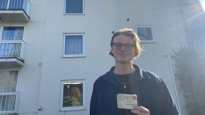 Hy hữu bức thư mất hơn 100 năm mới đến đích