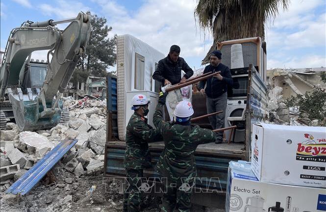Thổ Nhĩ Kỳ dừng chiến dịch cứu hộ tại phần lớn các tỉnh