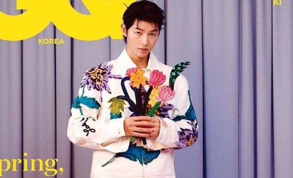 Song Joong Ki bức xúc với tin đồn về vợ ngoại quốc