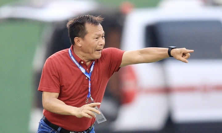 Trợ lý cũ của HLV Park Hang Seo mất việc sau 4 vòng V-League 2023