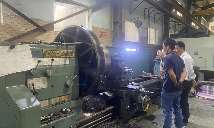 83% doanh nghiệp TP.HCM được khảo sát đang gặp khó khăn