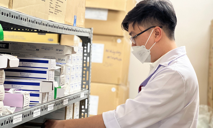 TP.HCM: Bệnh viện Hùng Vương còn 300 bộ gây tê ngoài màng cứng, đủ trong 10 ngày