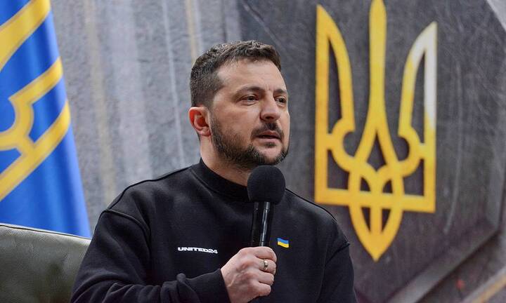 Tổng thống Zelensky thừa nhận binh sĩ Ukraine thiếu vũ khí, đạn dược