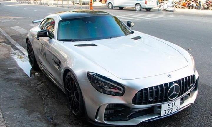 Chi tiết Mercedes-AMG GT R của đại gia cà phê Đặng Lê Nguyên Vũ