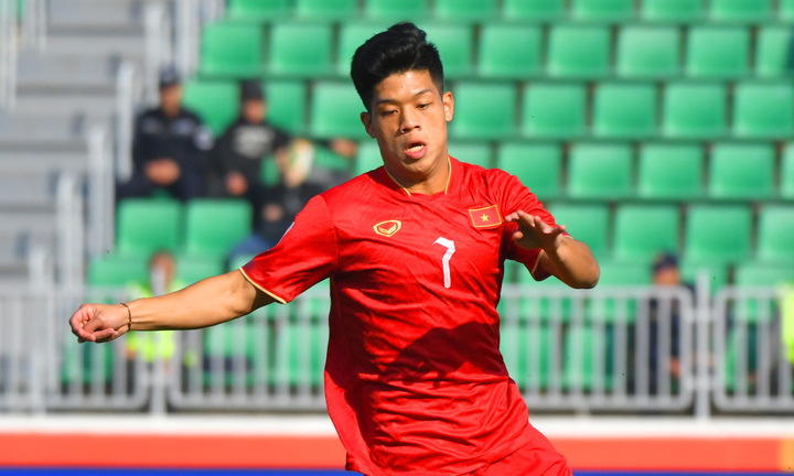 Trực tiếp bóng đá U20 Việt Nam 1-3 U20 Iran: Tình thế khó khăn