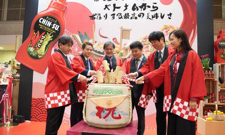 Bộ gia vị Chin-su mới rầm rộ 'check in' tại Nhật