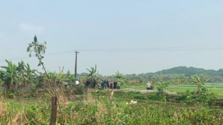 Điều tra nguyên nhân 2 người tử vong ở bờ ao
