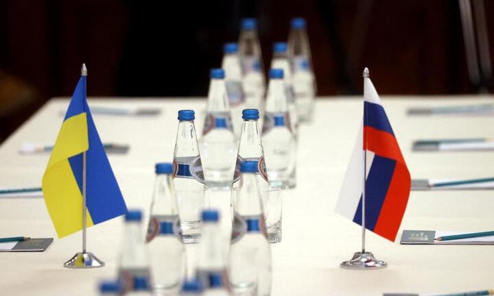 Ukraine thừa nhận ngày càng nhiều người dân muốn Kiev đàm phán với Moskva