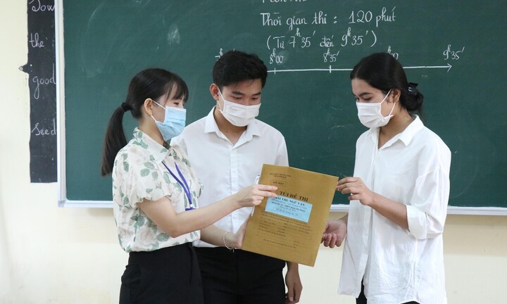 Xu hướng thi tốt nghiệp THPT đề mở, câu hỏi ngoài SGK: Bộ GD&ĐT lưu ý gì?