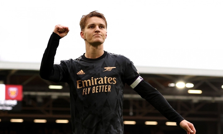 Arsenal thắng đậm Fulham, giữ vững ngôi đầu bảng Ngoại Hạng Anh