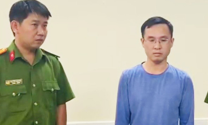 Bắt tạm giam Phó TGĐ hối lộ đăng kiểm viên của Cục Đăng kiểm Việt Nam