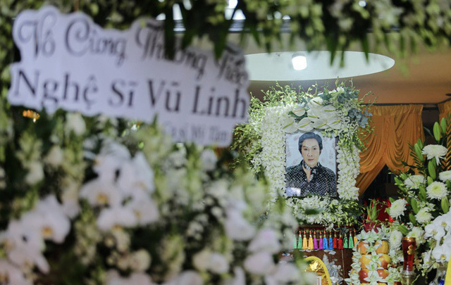 Gia đình NSƯT Vũ Linh xin lỗi, hứa tu sửa phần mộ nghệ sĩ Thanh Kim Huệ