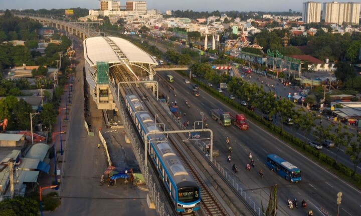 TP.HCM thúc bộ ngành 'cứu' công ty vận hành metro số 1