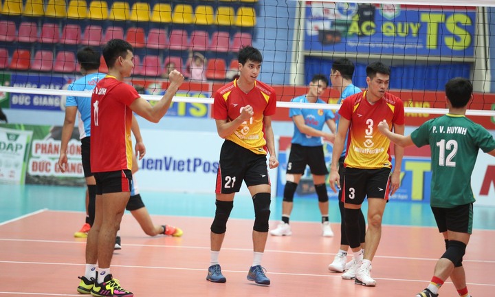 Ninh Bình Lienvietpostbank có chiến thắng đầu tay tại Giải Bóng chuyền VĐQG