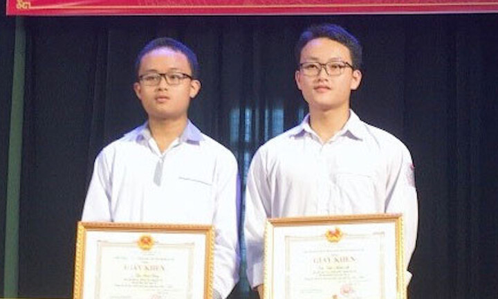 Anh giành giải nhì, em trai giải nhất học sinh giỏi quốc gia 