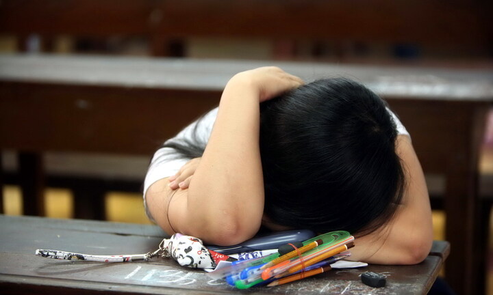 Thời khoá biểu 21 ca/tuần, học sinh kiệt sức vì học thêm