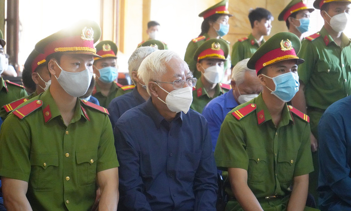 Cựu TGĐ Đông Á Bank Trần Phương Bình bị đề nghị 20 năm tù