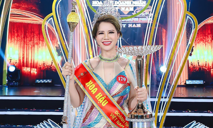 Người đẹp Lê Thị Lan đăng quang Hoa hậu Doanh nhân Việt Nam 2023