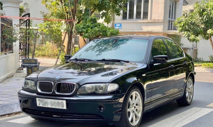 Giá chỉ 185 triệu, có nên mua xe sang cũ BMW 325i đời 2003?