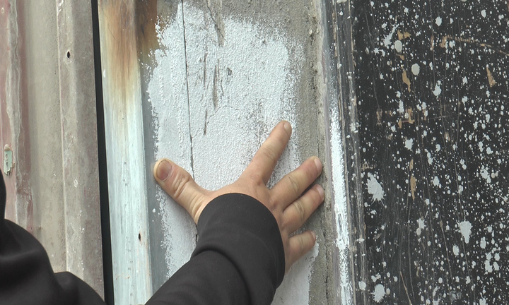 Nhà siêu mỏng, có góc bằng 1 gang tay trên đường mới mở ở Hà Nội