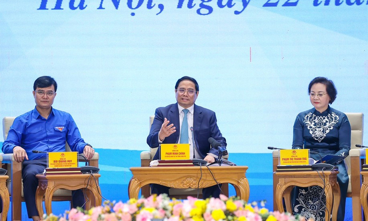 Thủ tướng: Cán bộ trẻ, người dân khó mua được nhà với mức tiền lương hiện nay