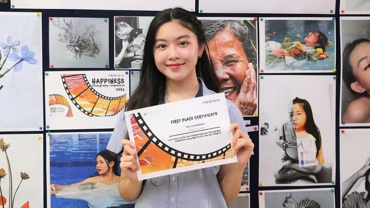 Ái nữ nhà Quyền Linh đoạt giải nhiếp ảnh, khoe thành tích đáng nể