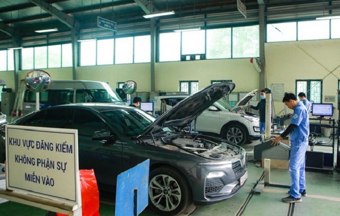Xe dưới 9 chỗ có được tự động gia hạn đăng kiểm?