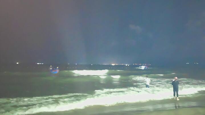 Tìm thấy thi thể du khách bị sóng cuốn khi tắm biển Bình Định