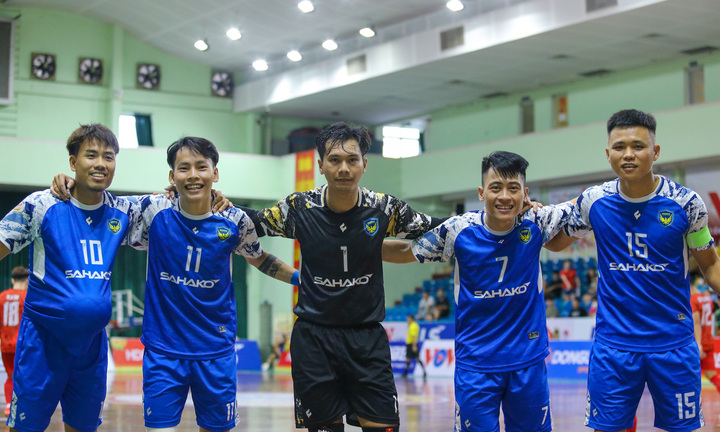 Futsal HDBank VĐQG 2023: Sahako bảo vệ ngôi đầu
