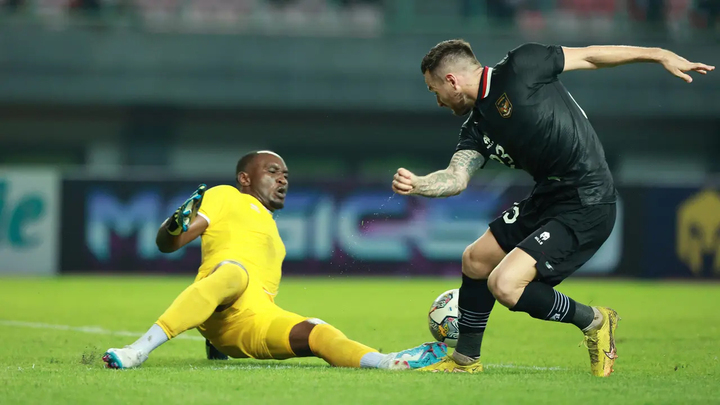 Cựu sao Ngoại Hạng Anh ghi bàn phút cuối, Indonesia cầm hòa đối thủ hơn 10 bậc