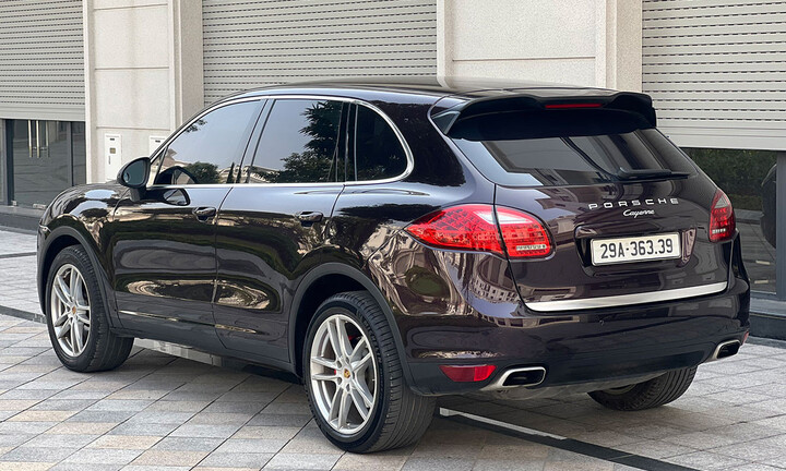 Ưu nhược điểm của Porsche Cayenne 12 năm tuổi giá gần 1,4 tỷ đồng