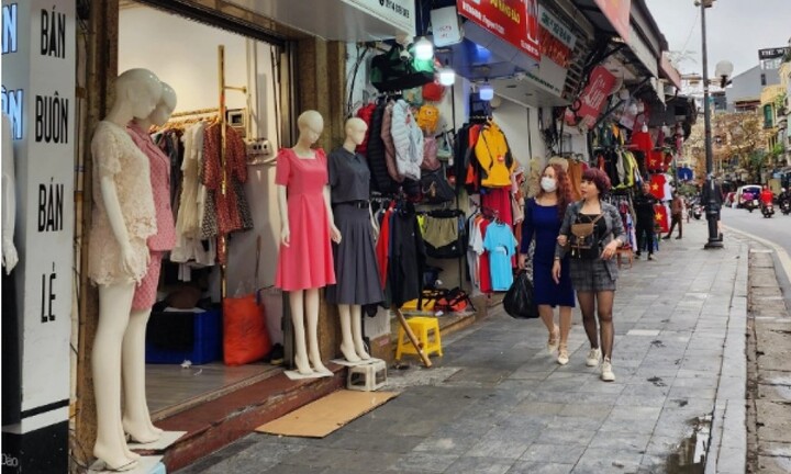 Giành lại vỉa hè phố cổ Hà Nội: Khó khả thi?