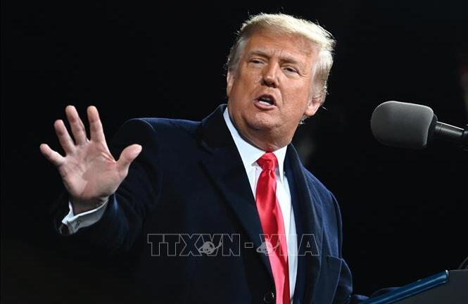 Luật sư của ông Trump nói cựu Tổng thống sẽ không thỏa thuận nhận tội