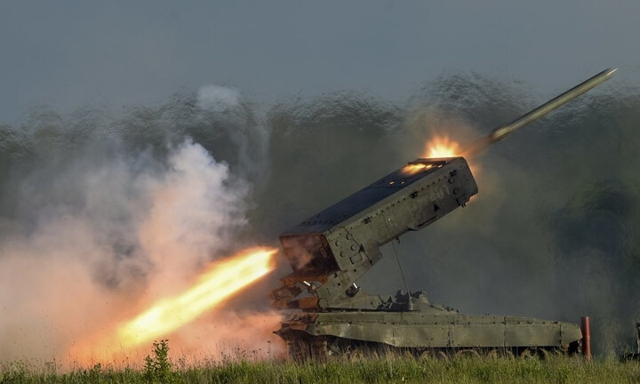 Nga phô diễn sức mạnh của 'hỏa thần' Solntsepyok