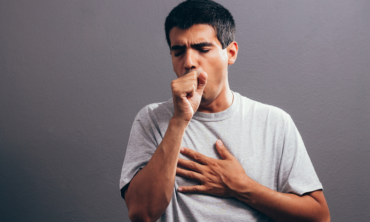 Nguyên nhân gây sốt đau họng và cách điều trị hiệu quả tại nhà 