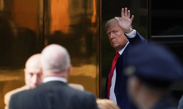 Ông Trump sẽ ra trình diện trước tòa vào sáng mai 