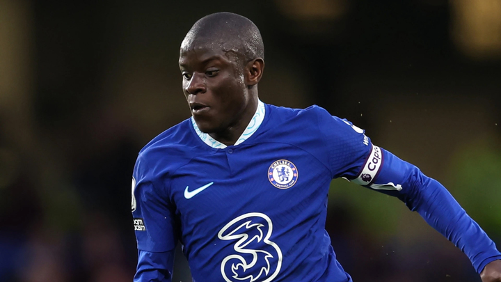 Thống kê kỳ lạ của Kante: Sao Chelsea cả mùa giải đá 4 trận, có 3 HLV khác nhau