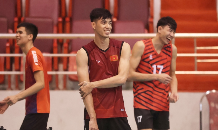 Đội tuyển bóng chuyền Việt Nam nhận nhiệm vụ giành huy chương bạc SEA Games 32