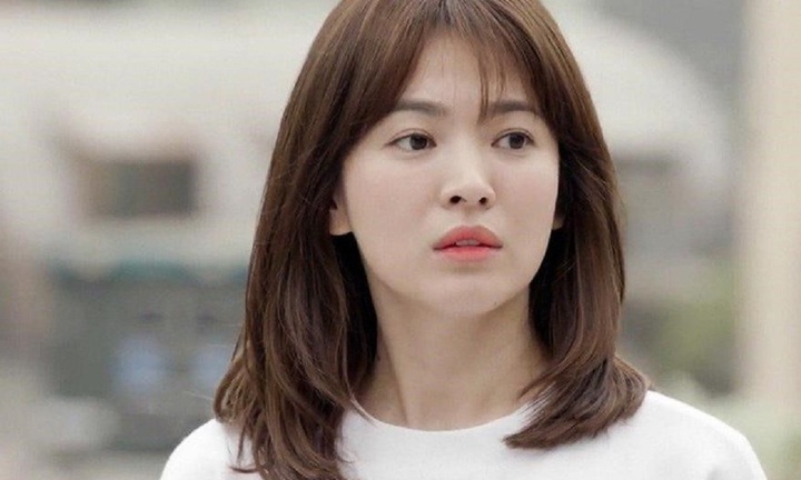 Mặt nhỏ nên để tóc thế nào sẽ hút mọi ánh nhìn?