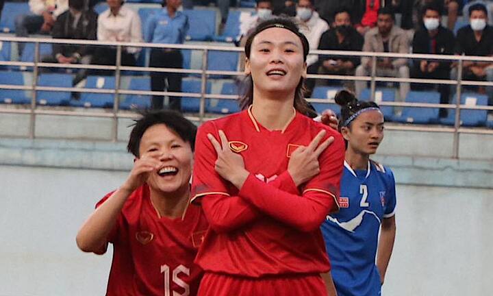 Trực tiếp bóng đá tuyển nữ Việt Nam 2-0 Nepal: Bóng dội cột dọc