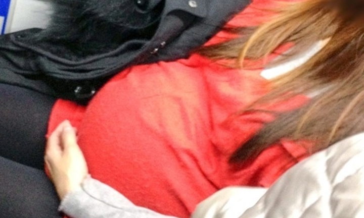 Vợ mổ đẻ sốt cả đêm, chồng nói câu ai cũng tức giận 