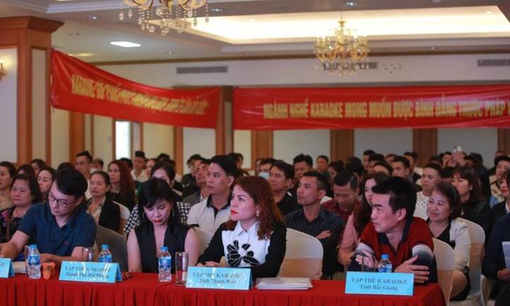 Hàng loạt chủ cơ sở karaoke trên cả nước ra Hà Nội kêu cứu