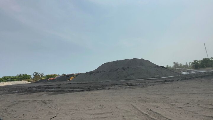 Nhiều tồn tại, sai phạm khi tập kết than nhập khẩu làm dân khốn khổ