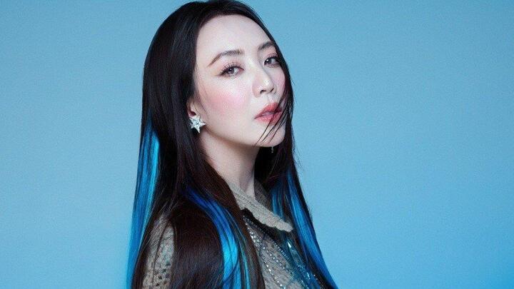 Thu Trang tung ảnh lạ mắt, có ai nhận ra Nhót của 'Con Nhót mót chồng'