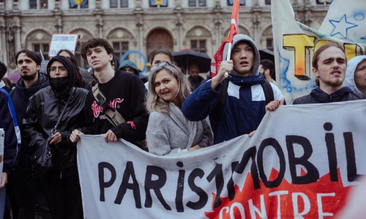 Tổng thống Pháp ký ban hành Luật Cải cách hưu trí mới