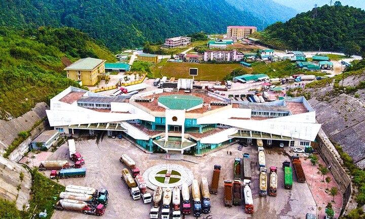 Đường Văn Thái xâm nhập trái phép vào Việt Nam