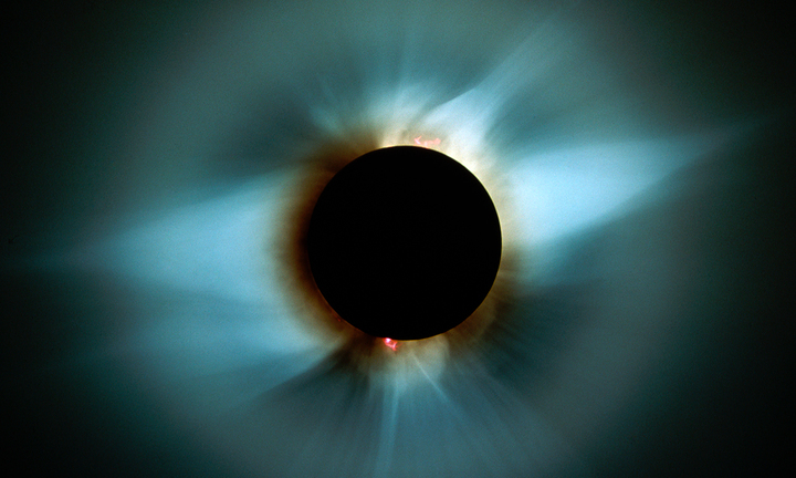 Nhật thực hôm nay lúc mấy giờ?