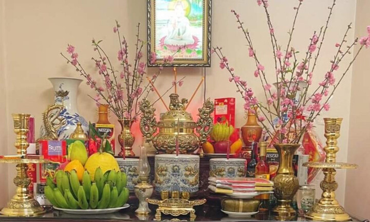 Văn khấn mùng 1 tháng 3 âm lịch cúng thần linh và gia tiên chi tiết nhất